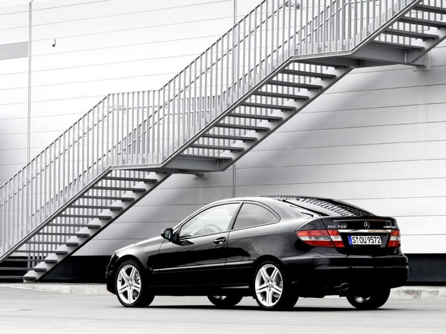  Mercedes-Benz CLC200 Kompressor 2009 года  (фото 3 из 6)